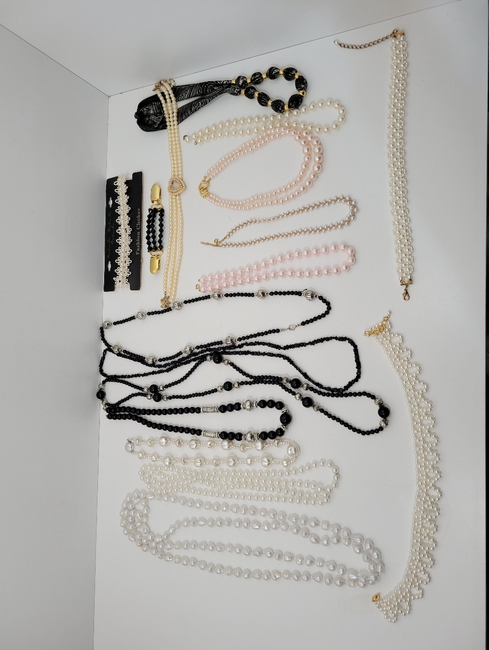 Costume Jewelry Lot of 16 Breaded Necklaces Faux Pearls Chokers